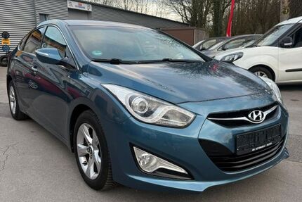 Hyundai i40 160.000 km 7.990 &euro; Solingen 42653