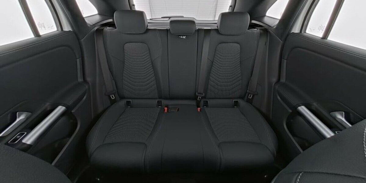 Mercedes-Benz GLA 200 Progressive*AHK*360°-Kamera* 13.204 km 39.900 &euro; Kaiserslautern 67657