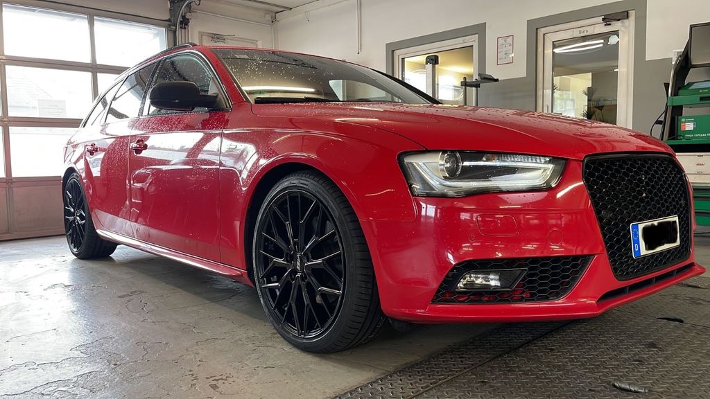 Audi A4 135.000 km 12.700 &euro; Wuppertal 42111