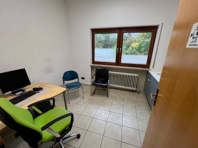 Gewerbeobjekt Gießen Wieseck - 4 Zimmer, 120 m&sup2;, 1.140&euro; | Angebot:26436663