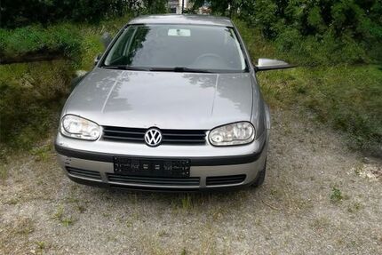 VW Golf 239.000 km 2.000 € Bayreuth 95447