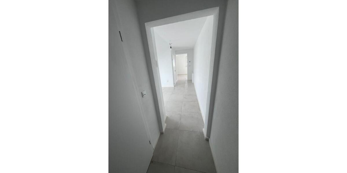 Dachgeschoßwohnung Lindlar - 2 Zimmer, 60 m&sup2;, 800&euro; | Angebot:26279682