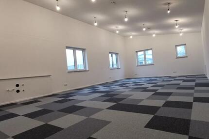 Büro Gewerbefläche 70qm zu vermieten in Pfuhl zimmer