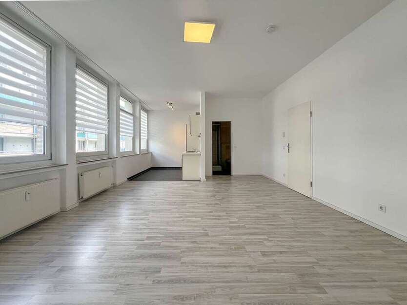 Wohnung zum Mieten in Wuppertal 380 € 38 m²