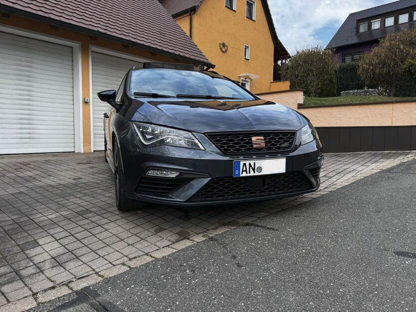 Seat Leon 52.678 km 24.500 € Lichtenau 91586