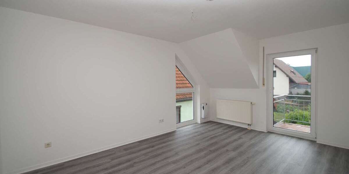 Familien aufgepasst! Renovierte Doppelhaushälfte mit Keller + Stellplatz nahe Halle (Saale)! 4 zimmer