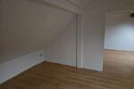 Dachgeschoßwohnung Saarbrücken Neue Bremm - 3 Zimmer, 92 m&sup2;, 1.050&euro; | Angebot:25637813