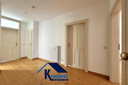 3-Raum-Wohnung mit Balkon im historischen Haus mit Altbauflair in Zeitz zu vermieten!