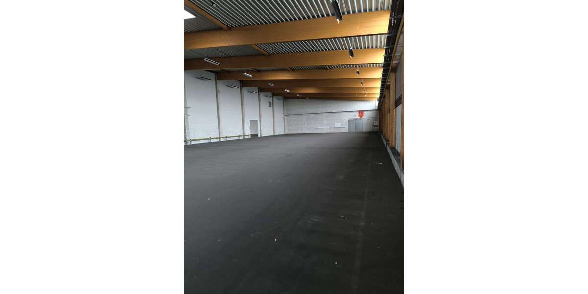 Halle in Geesthacht 8.000 € 2000 m² zimmer
