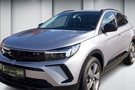 Opel Grandland (X) 31.600 km 24.490 € Leipzig 04179