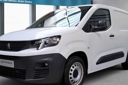 Peugeot Partner 24.100 km 14.840 &euro; Cloppenburg 49661