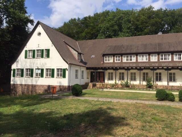 Wohnung zum Mieten in Lübbecke 284 € 16.21 m² 1 zimmer