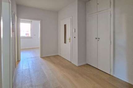 Wohnung zum Mieten in Bochum 589,81 € 65.8 m²