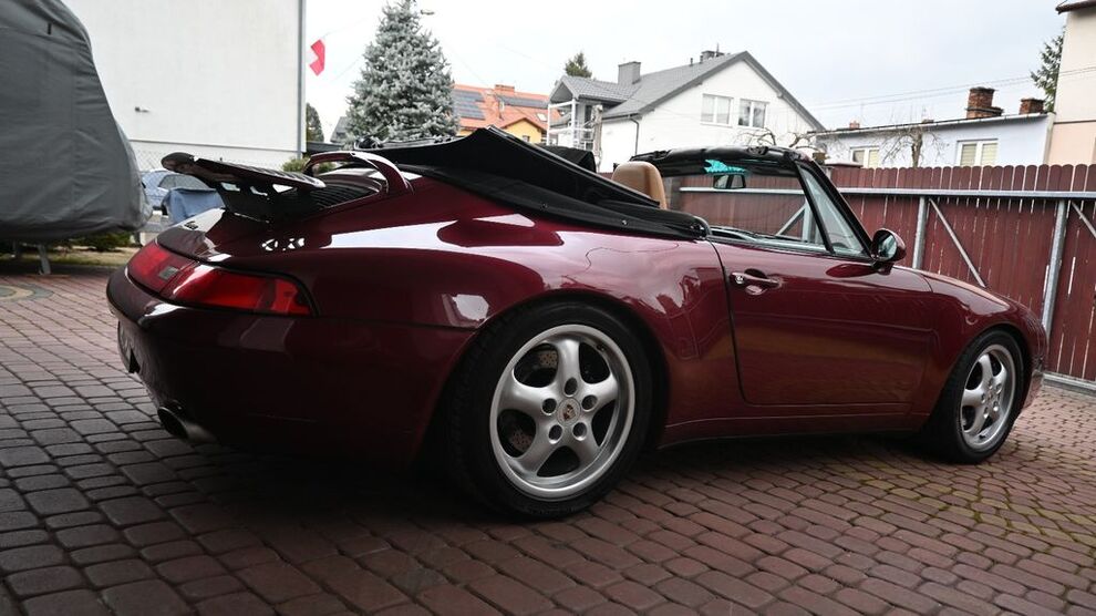 Porsche 993 70.075 km 89.500 € Kraków 31-23