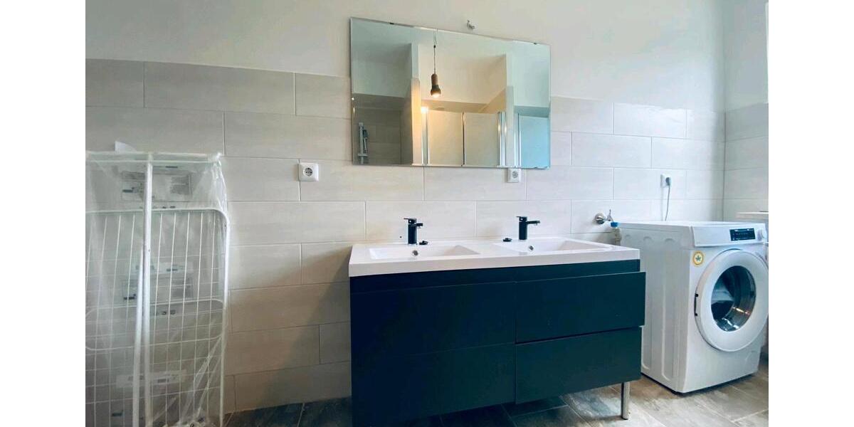 Einfamilienhaus München Messestadt Riem - 10 Zimmer, 200 m&sup2;, 4.500&euro; | Angebot:26395380