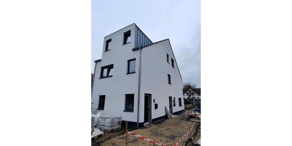 Dachgeschoßwohnung Rees - 2 Zimmer, 67 m&sup2;, 850&euro; | Angebot:24851473