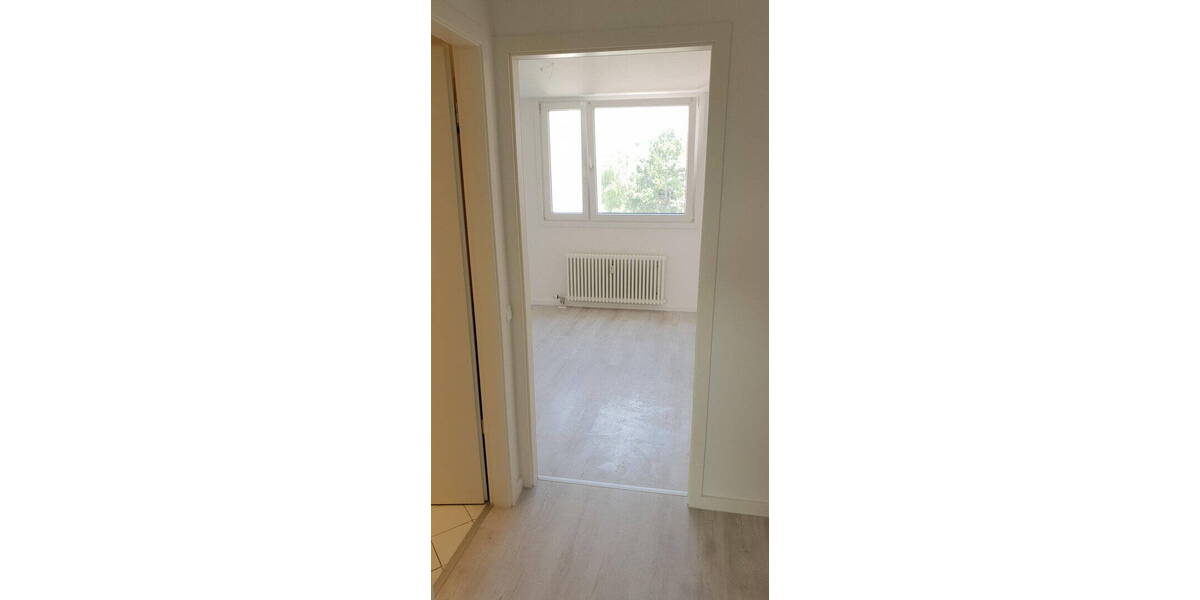 Etagenwohnung Ottobrunn - 3 Zimmer, 84 m&sup2;, 1.700&euro; | Angebot:26233619