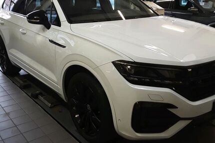 VW Touareg 36.000 km 53.970 &euro; Helmstedt 38350