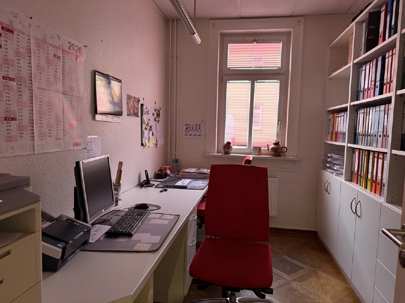 Attraktive Praxisetage in Ohrdruf - Gewerbeobjekt Ohrdruf | Angebot:25566151