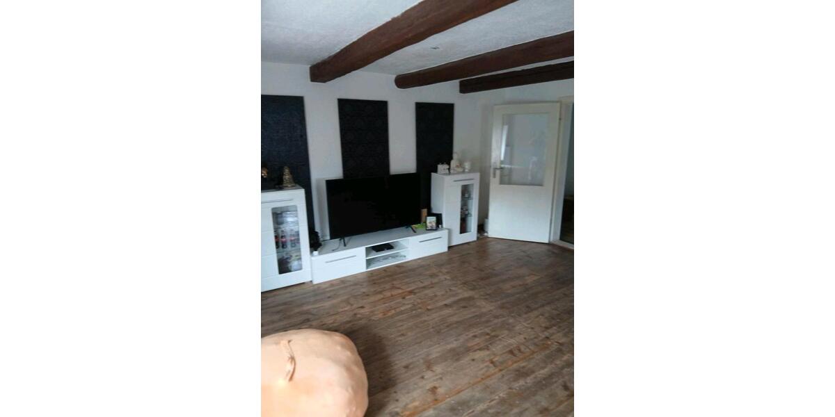Einfamilienhaus Arnstein - 11 Zimmer, 140 m&sup2;, 85.000&euro; | Angebot:26490585
