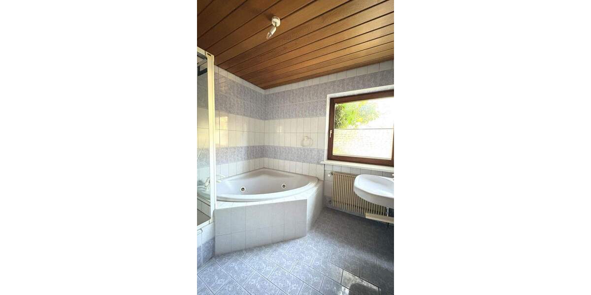 Einfamilienhaus Stuttgart Vaihingen - 5 Zimmer, 172 m&sup2;, 1.095.000&euro; | Angebot:25065486