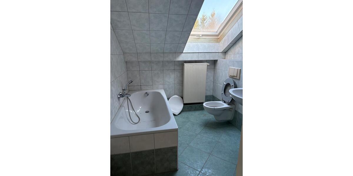 Etagenwohnung Ludwigslust - 3 Zimmer, 98 m&sup2;, 755&euro; | Angebot:26060522