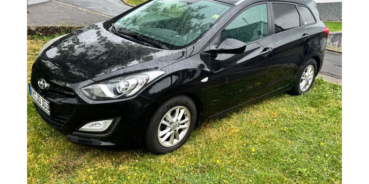 Hyundai i30 194.000 km 5.799 &euro; Bärenbach 55758