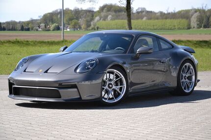 Porsche 992 5.300 km 205.992 &euro; POCKING 94060