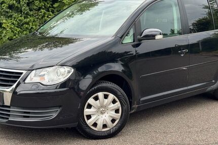 VW Touran 240.000 km 3.490 € Tübingen 72072