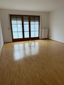 RUHIG UND SCHÖN MIT TERRASSE UND GARTENANTEIL - Terrassenwohnung Bad Reichenhall | Angebot:26168057