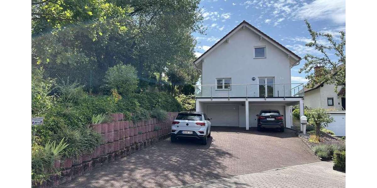 Etagenwohnung Niedernhausen - 3.5 Zimmer, 140 m&sup2;, 1.500&euro; | Angebot:26333650