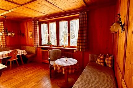 Schöne, helle 2 Zimmer Wohnung möbliert