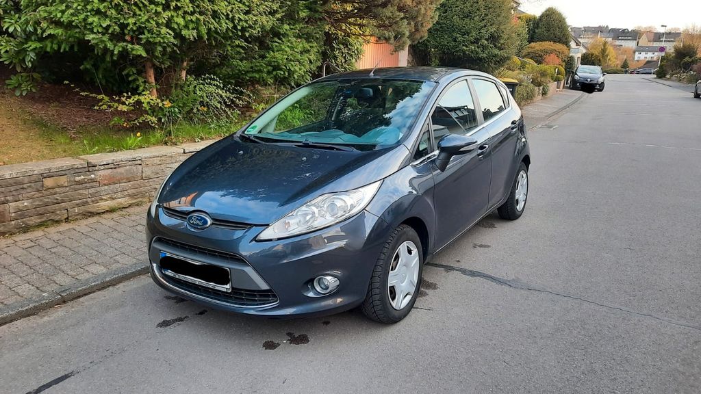 Ford Fiesta 119.300 km 3.950 &euro; Olpe 57462