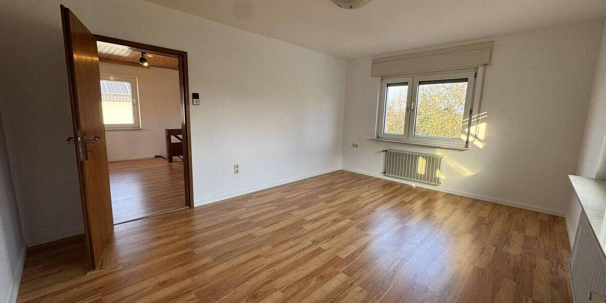 Einfamilienhaus Linkenheim-Hochstetten Linkenheim - 5 Zimmer, 160 m&sup2;, 650.000&euro; | Angebot:25958918