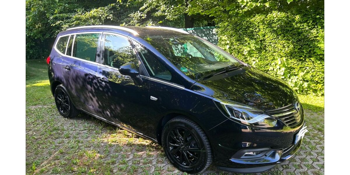 Opel Zafira 132.000 km 10.899 &euro; Monschau 52156
