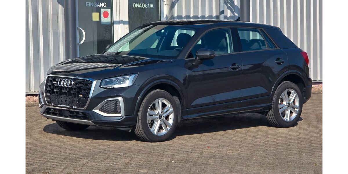 Audi Q2 17.500 km 28.990 &euro; Zimmern o. Rottweil 78658