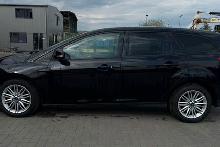 Ford Focus 146.849 km 5.400 &euro; Michelstadt 64720