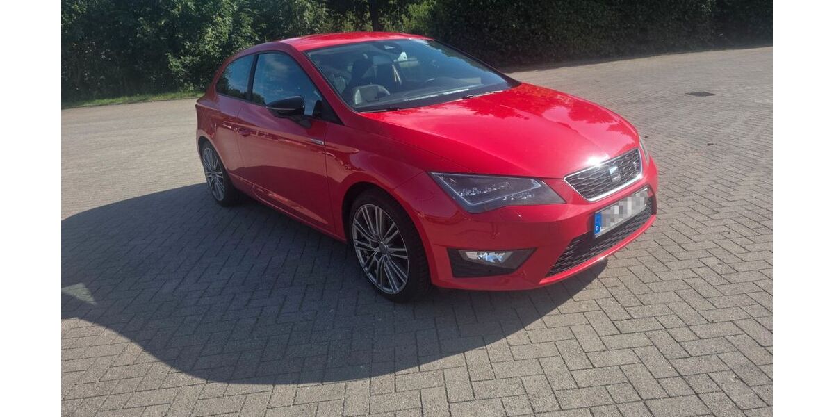 Seat Leon 149.580 km 8.390 &euro; Bad Schwartau 23611
