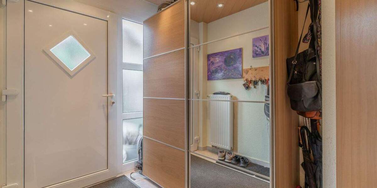 Reihenendhaus Villingen-Schwenningen Schwenningen - 5 Zimmer, 136 m&sup2;, 399.000&euro; | Angebot:25743172