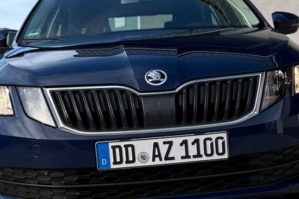 Skoda Octavia 127.600 km 9.999 &euro; Glauchau 08371