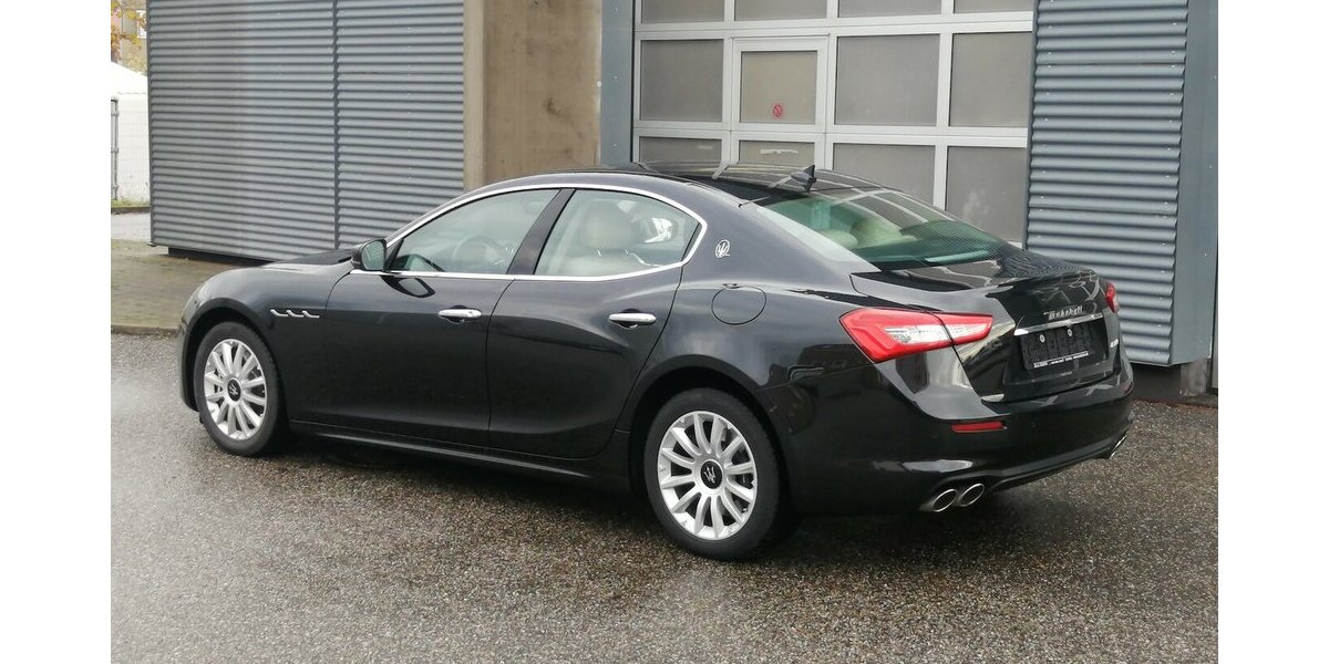 Maserati Ghibli 3.0 D Leder Klimaautomatik Leder BI-XENON 39.900 km 42.499 &euro; Landau 76829