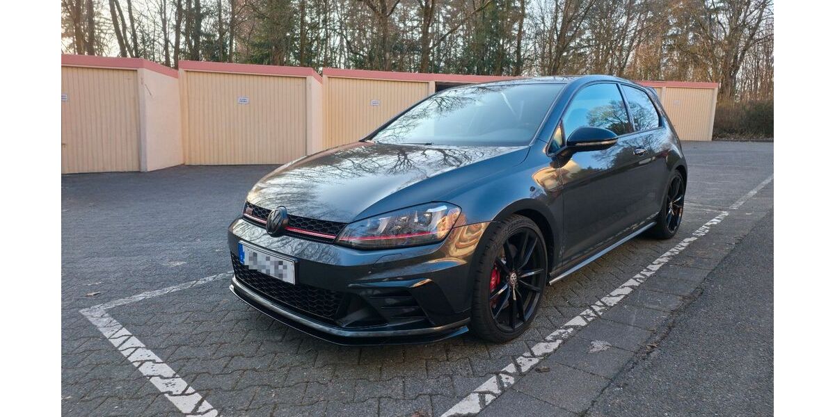 VW Golf 89.990 km 21.299 &euro; Königstein 61462