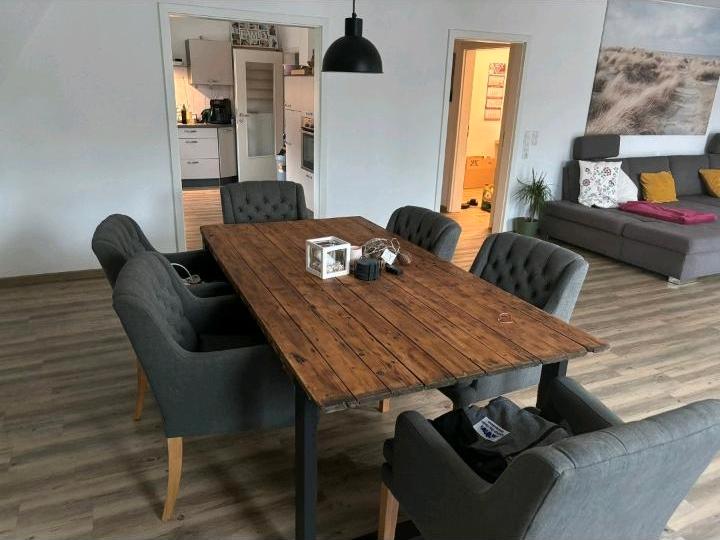 Großzügige Oberwohnung in Hude zimmer