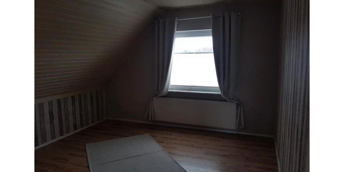Einfamilienhaus Hamweddel - 5 Zimmer, 140 m&sup2;, 1.800&euro; | Angebot:26382509