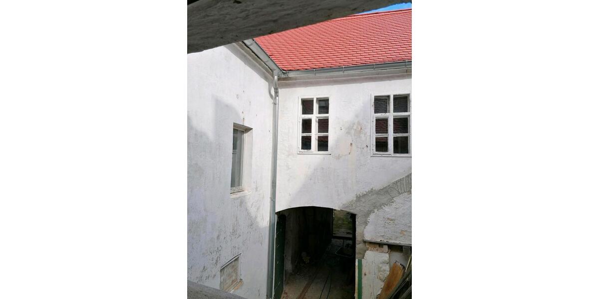 Reihenhaus Kamenz - 9 Zimmer, 130 m&sup2;, 67.000&euro; | Angebot:26250670