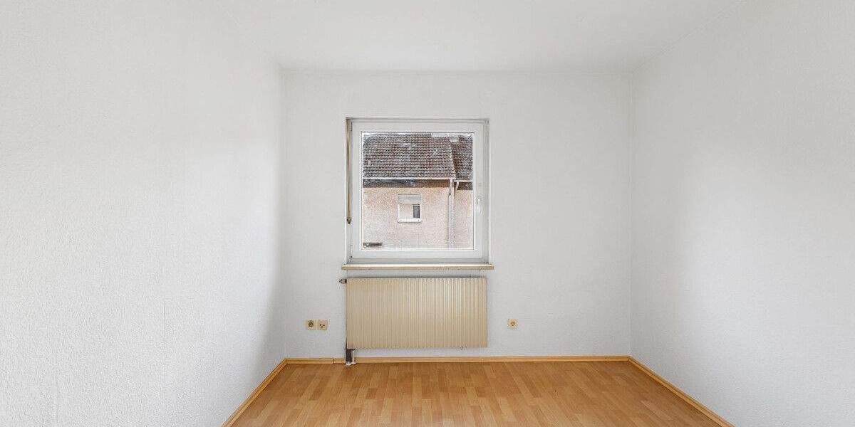 Reihenmittelhaus Regensburg Ostenviertel - 5 Zimmer, 136 m&sup2;, 499.000&euro; | Angebot:25702640