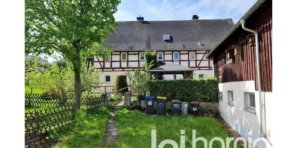 Großzügiges Bauernhaus mit Nebengelass 1 zimmer