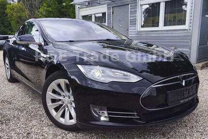Tesla Model S 219.000 km 14.899 &euro; Leipzig 04178