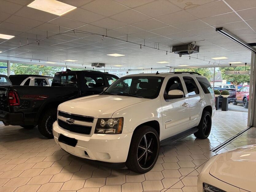 Chevrolet Tahoe 238.000 km 17.900 € Barmstedt 25355