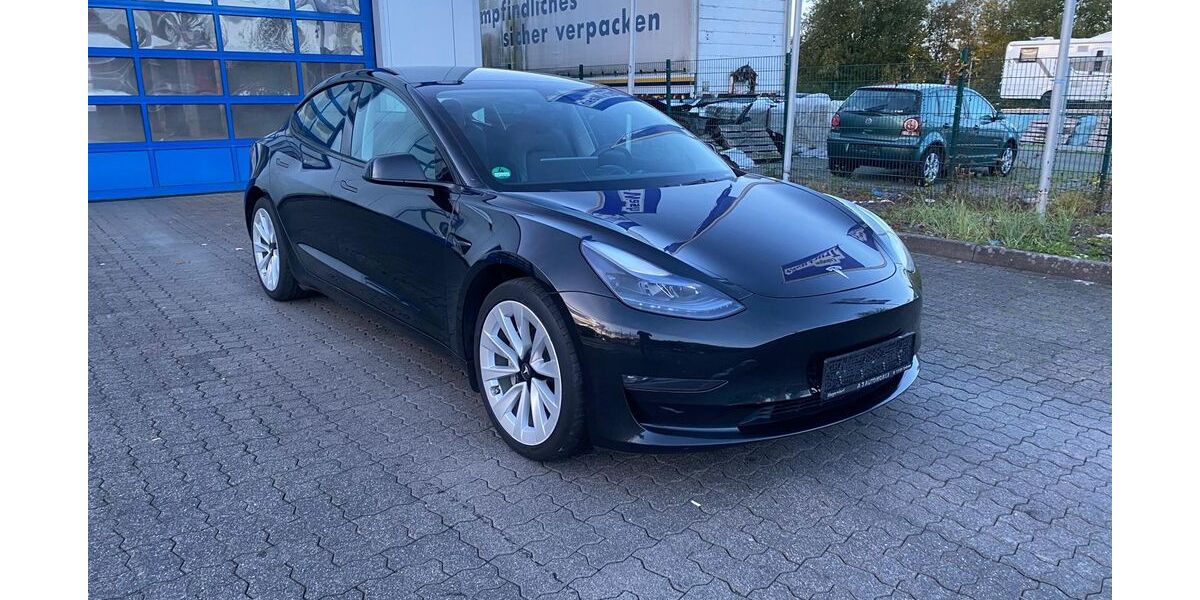 Tesla Model 3 159.900 km 23.900 &euro; Mogendorf 56424